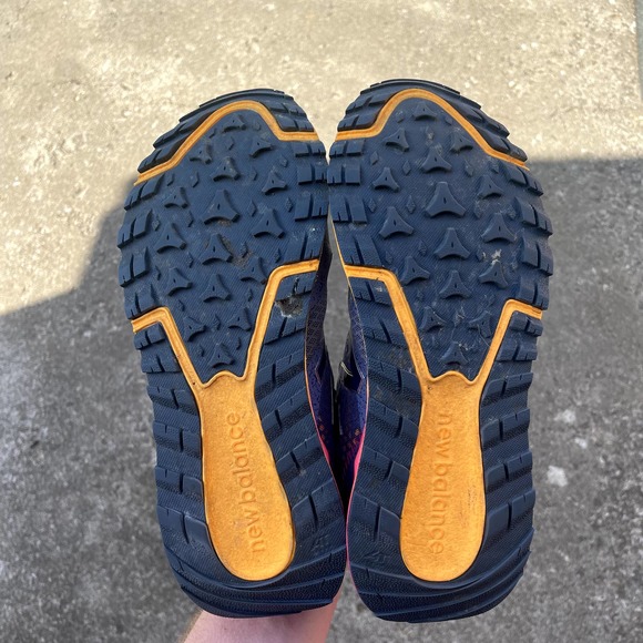 New Balance 690 All Terrain Running Shoes Women's 10 - Picture 3 of 9